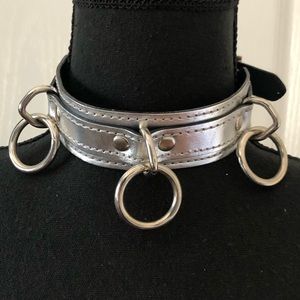 Silver Leather Collar